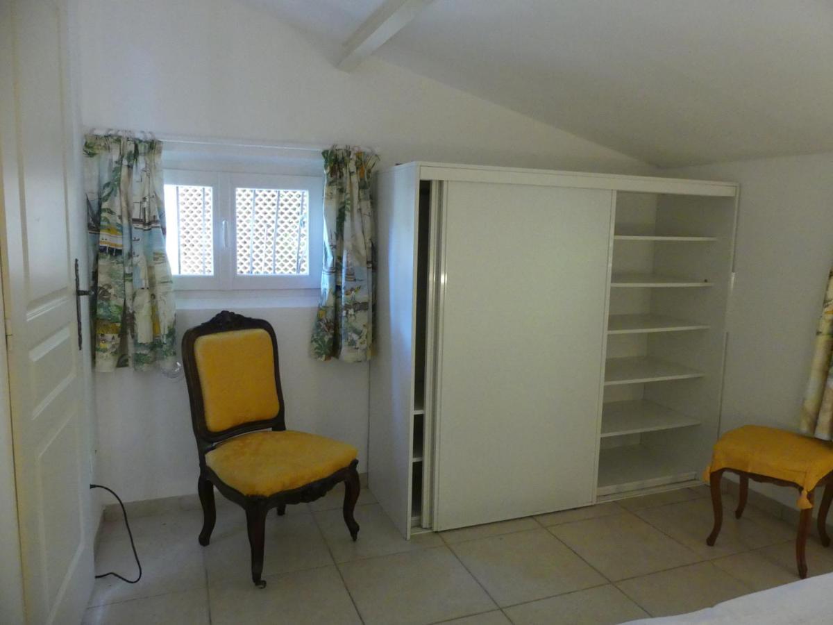 Maisonnette au calme et proche mer Mandelieu Esterno foto